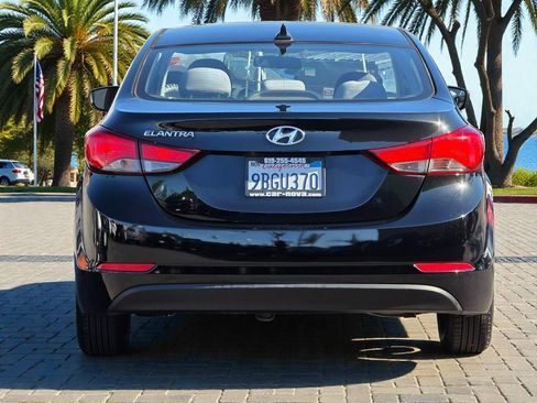 Used 2016 Hyundai Elantra SE image 6