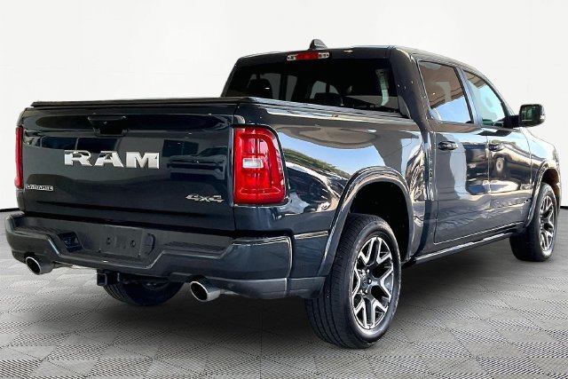 Used 2026 RAM 1500 Laramie AWD/4WD image 5