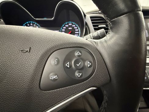 Used 2018 Chevrolet Impala LT image 18