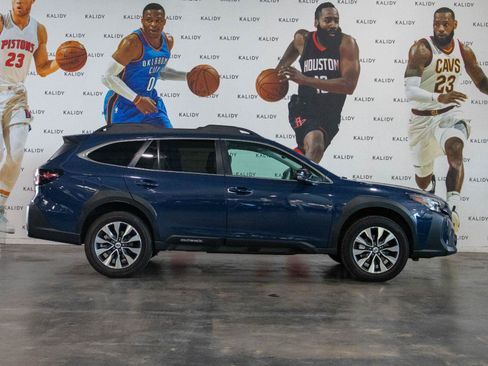 Used 2024 Subaru Outback Limited AWD/4WD image 19