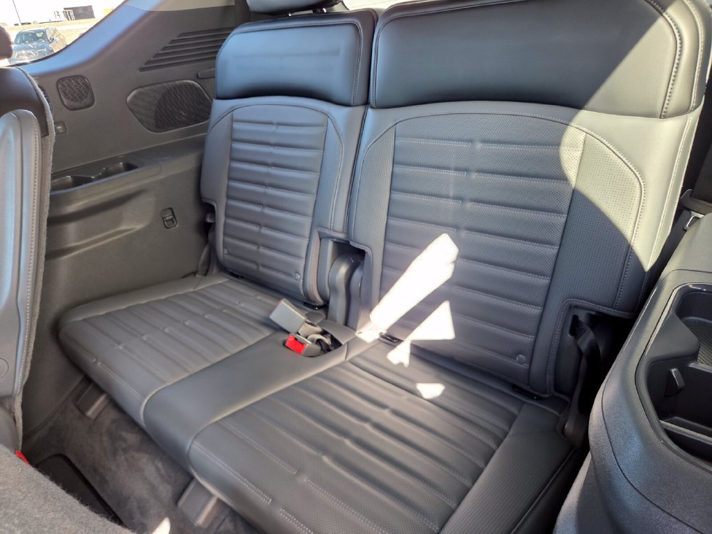 Used 2024 Kia EV9 Land AWD/4WD image 15