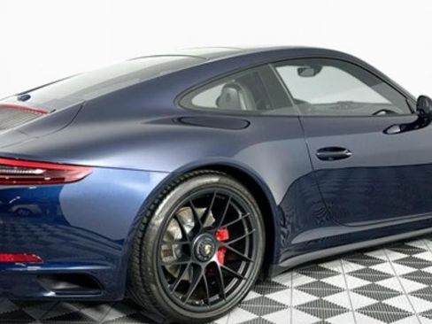 Used 2019 Porsche 911 Carrera GTS image 4