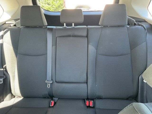 Used 2025 Toyota RAV4 LE AWD/4WD image 34