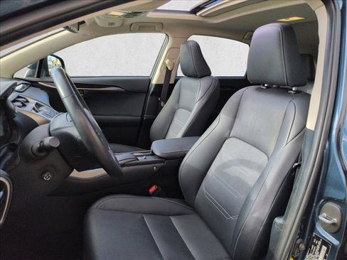Used 2015 Lexus NX 200t FWD w/ Luxury Package image 17