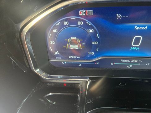 Used 2024 Chevrolet Silverado 2500 LT image 11