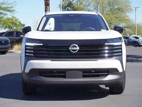 Used 2026 Nissan Kicks SV FWD image 5