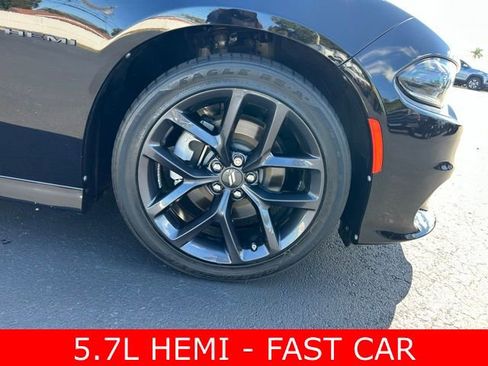 Used 2022 Dodge Charger R/T w/ Blacktop Package image 8