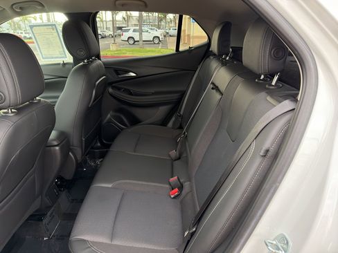 Used 2022 Buick Encore GX Select image 9