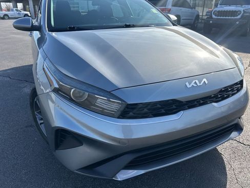 Used 2022 Kia Forte LXS image 32