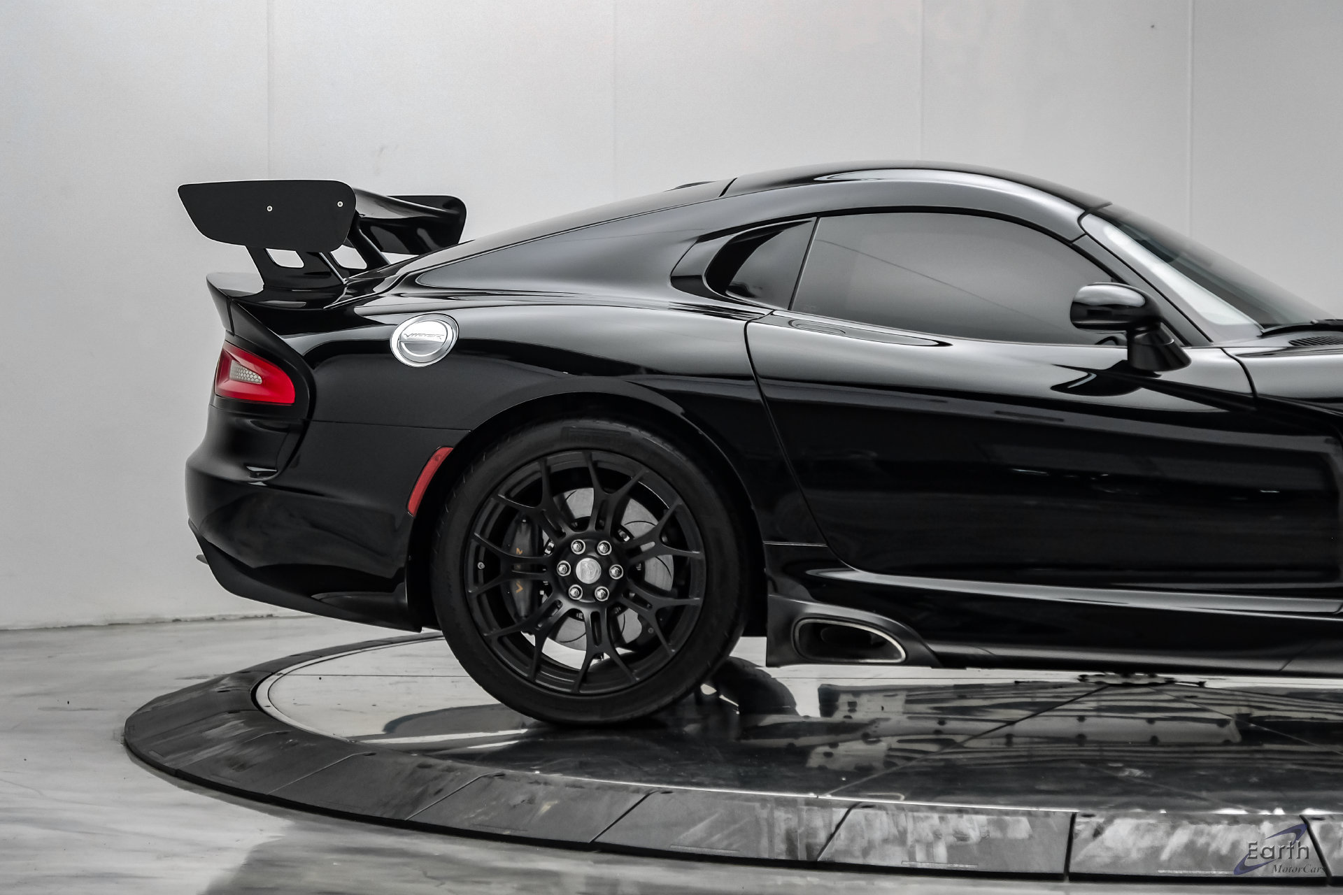 Used 2017 Dodge Viper GTC w/ Time Attack Group 2.0 RWD image 26