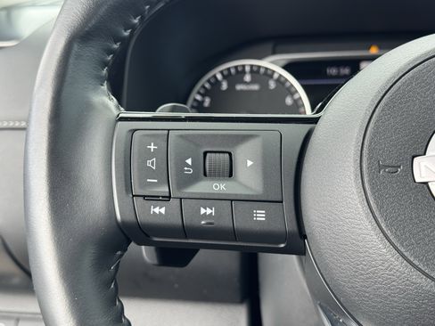 Used 2023 Nissan Pathfinder SL w/ SL Premium Package image 29