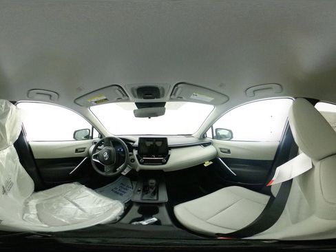 New 2026 Toyota Corolla Cross LE image 33