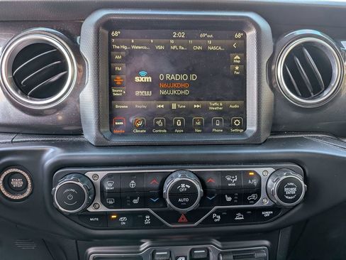 Used 2021 Jeep Wrangler Unlimited Rubicon image 25