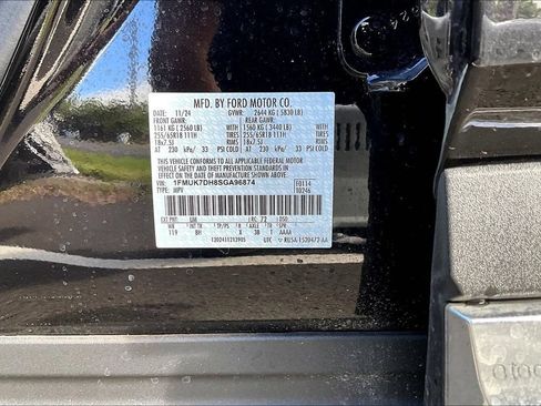 Used 2025 Ford Explorer Active RWD image 36