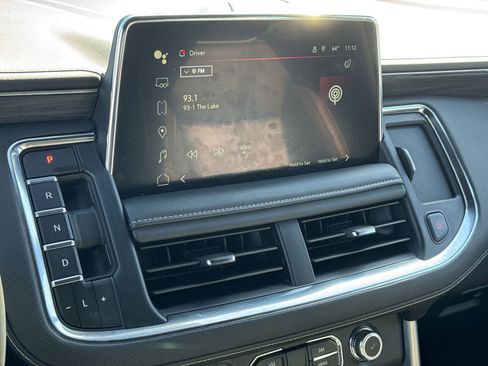 Used 2024 GMC Yukon SLT image 23