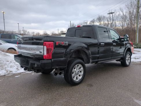 Used 2018 Ford F250 Platinum w/ Platinum Ultimate Package image 8