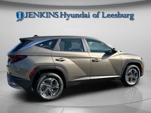 New 2026 Hyundai Tucson Blue SE w/ Tow & Go Package image 5