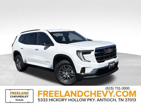 Used 2025 GMC Acadia Elevation image 1