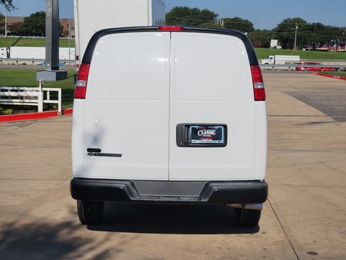 New 2025 Chevrolet Express 2500 Extended w/ Driver Convenience Package image 12