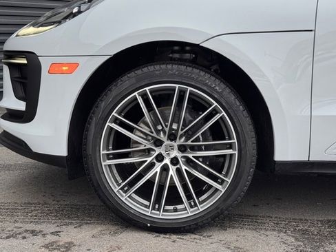 New 2026 Porsche Macan image 11