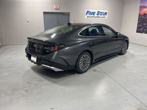 New 2025 Hyundai Sonata SEL FWD image 5