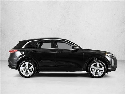 New 2025 Audi Q5 Premium Plus image 4