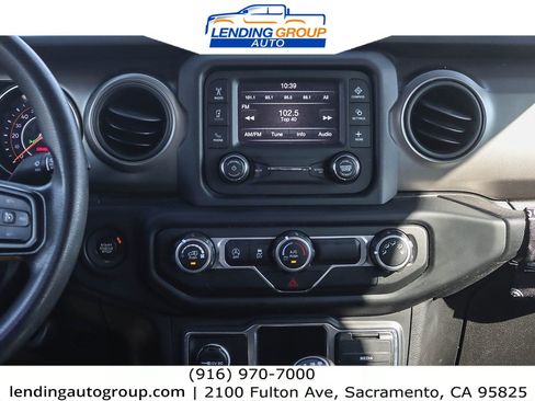 Used 2018 Jeep Wrangler Unlimited Sport image 12
