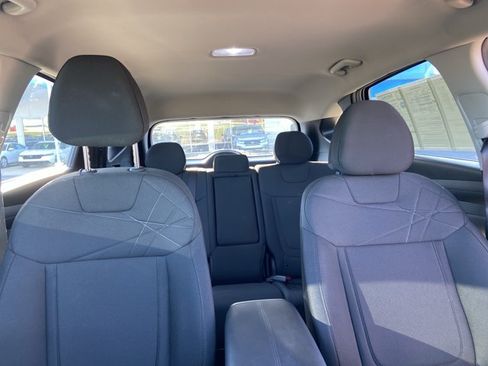 Used 2025 Hyundai Tucson SE FWD image 21