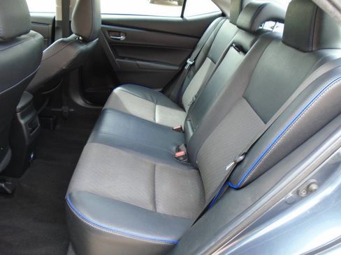 Used 2019 Toyota Corolla SE FWD image 10