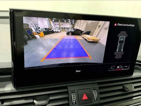 Used 2023 Audi Q5 2.0T Premium w/ Convenience Package image 22