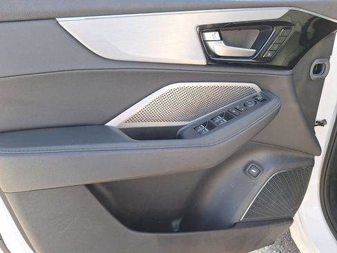 Certified 2025 Acura MDX FWD image 34