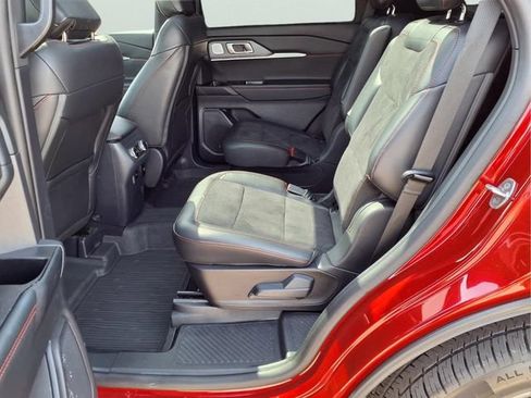 Used 2025 Ford Explorer ST AWD/4WD image 27