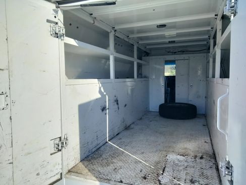 Used 2022 Ford E-350 and Econoline 350 Super Duty w/ Power Windows & Locks Group image 11