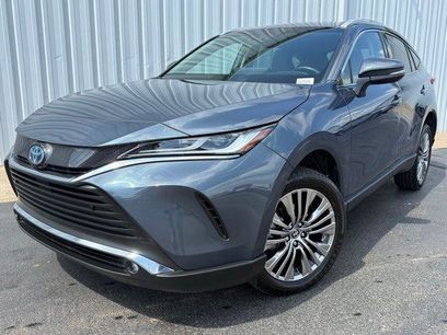 Used 2024 Toyota Venza XLE