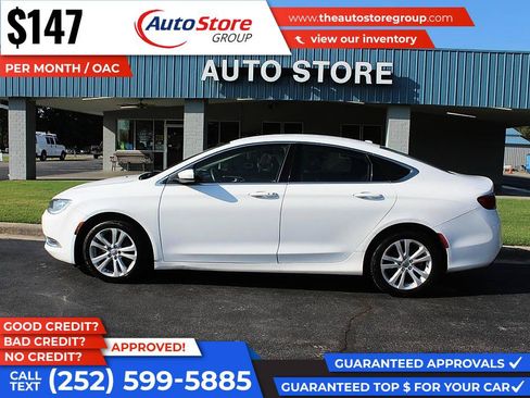 Used 2015 Chrysler 200 Limited w/ Convenience Group FWD image 1
