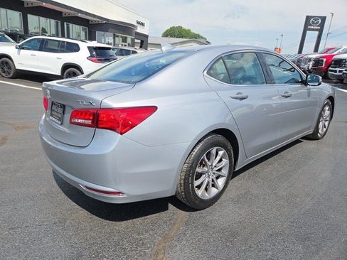Used 2018 Acura TLX FWD image 5