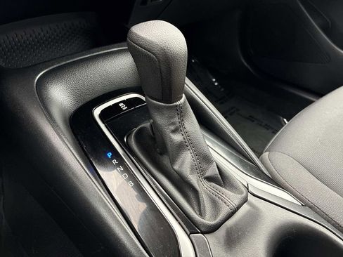 Used 2024 Toyota Corolla LE FWD image 30