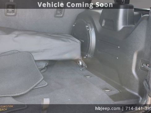 Used 2021 Jeep Wrangler Unlimited Sahara image 49