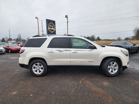 Used 2015 GMC Acadia SLE image 3