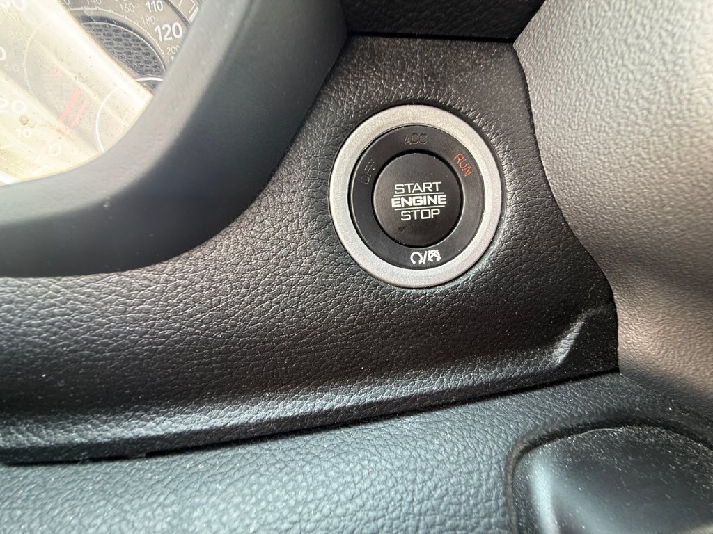 Used 2022 RAM 1500 Big Horn AWD/4WD image 32