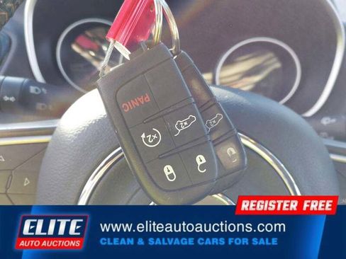 Used 2018 Jeep Compass Limited w/ Navigation Group image 21