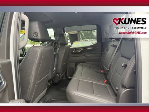 Used 2025 GMC Sierra 1500 SLT AWD/4WD image 35