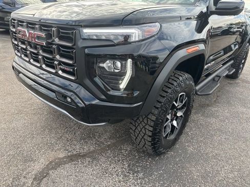 Used 2024 GMC Canyon AT4X image 9
