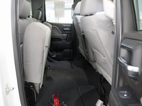 Used 2019 Chevrolet Silverado 1500 Custom w/ Custom Convenience Package image 27