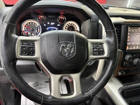 Used 2016 RAM 1500 Laramie w/ Convenience Group AWD/4WD image 17