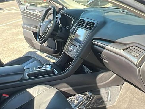 Used 2020 Ford Fusion Energi Titanium image 14