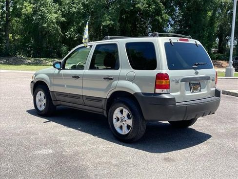 Used 2005 Ford Escape XLT FWD image 25