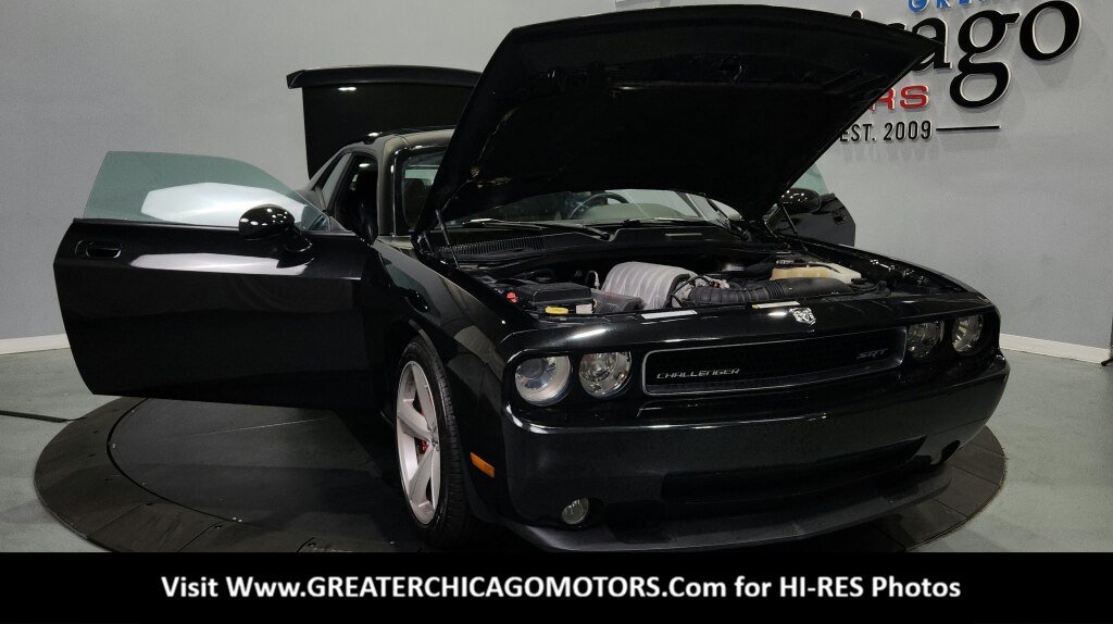 Used 2008 Dodge Challenger SRT8 RWD image 16