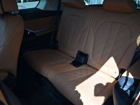Used 2024 BMW X7 xDrive40i AWD/4WD image 26