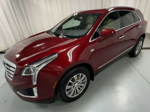 Used 2018 Cadillac XT5 Luxury w/ Driver Awareness Package AWD/4WD image 4